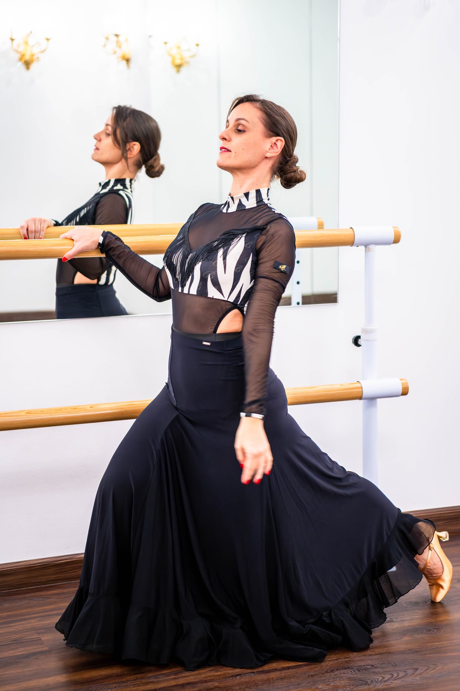 Social Latin dancing class in Dubai